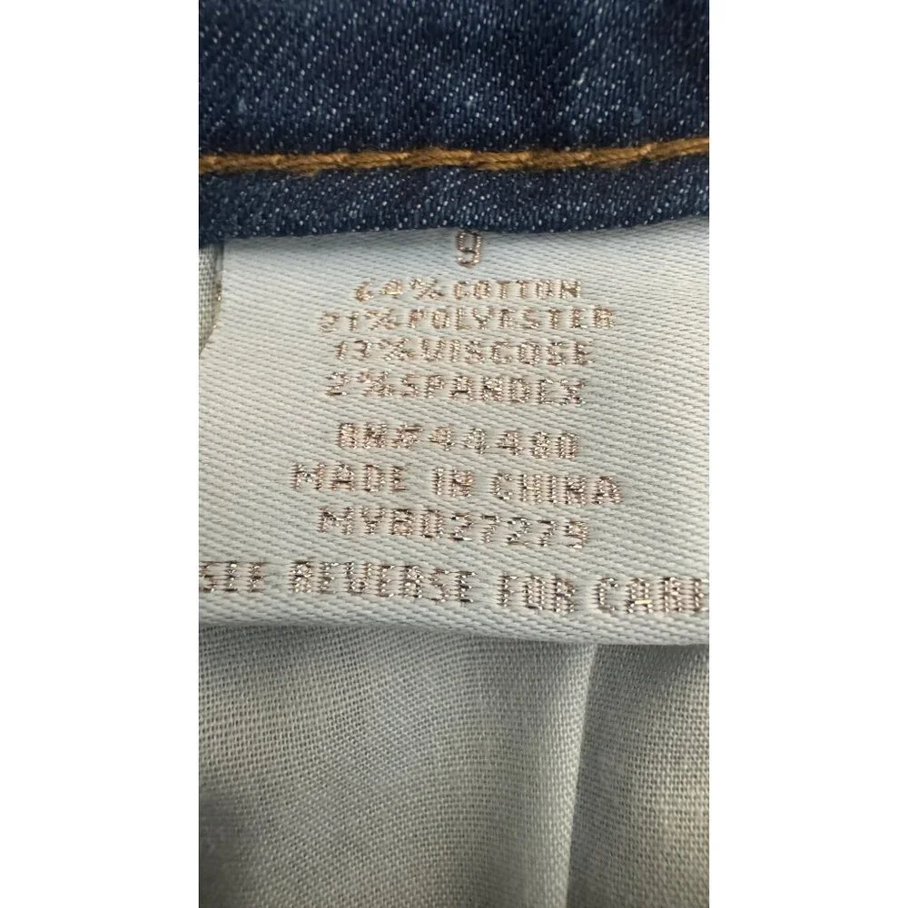 NWT Tinsel Town 9/29 High Rise Denim Shorts Blue Frayed Hem Casual Summer - Picture 14 of 15